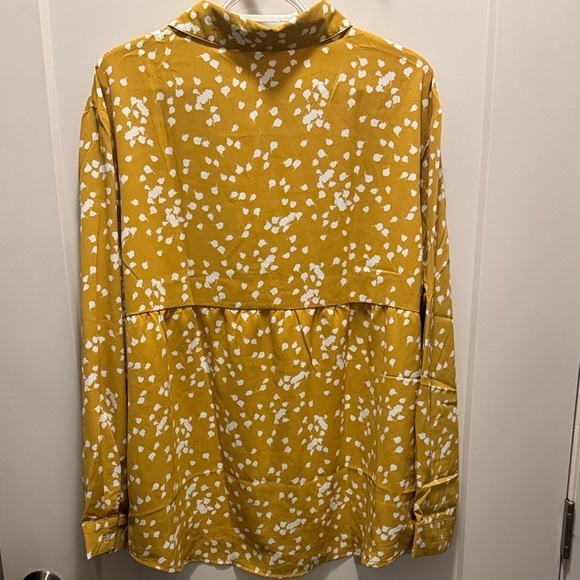 🆕 Dokotoo Elegant Floral Button Down Blouse. XL. Brand NWT!!💥💥 - Picture 4 of 5